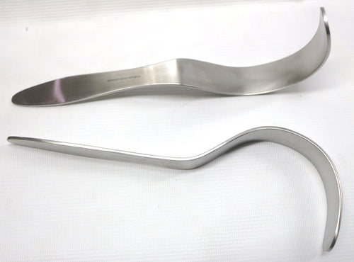 Deaver Retractor